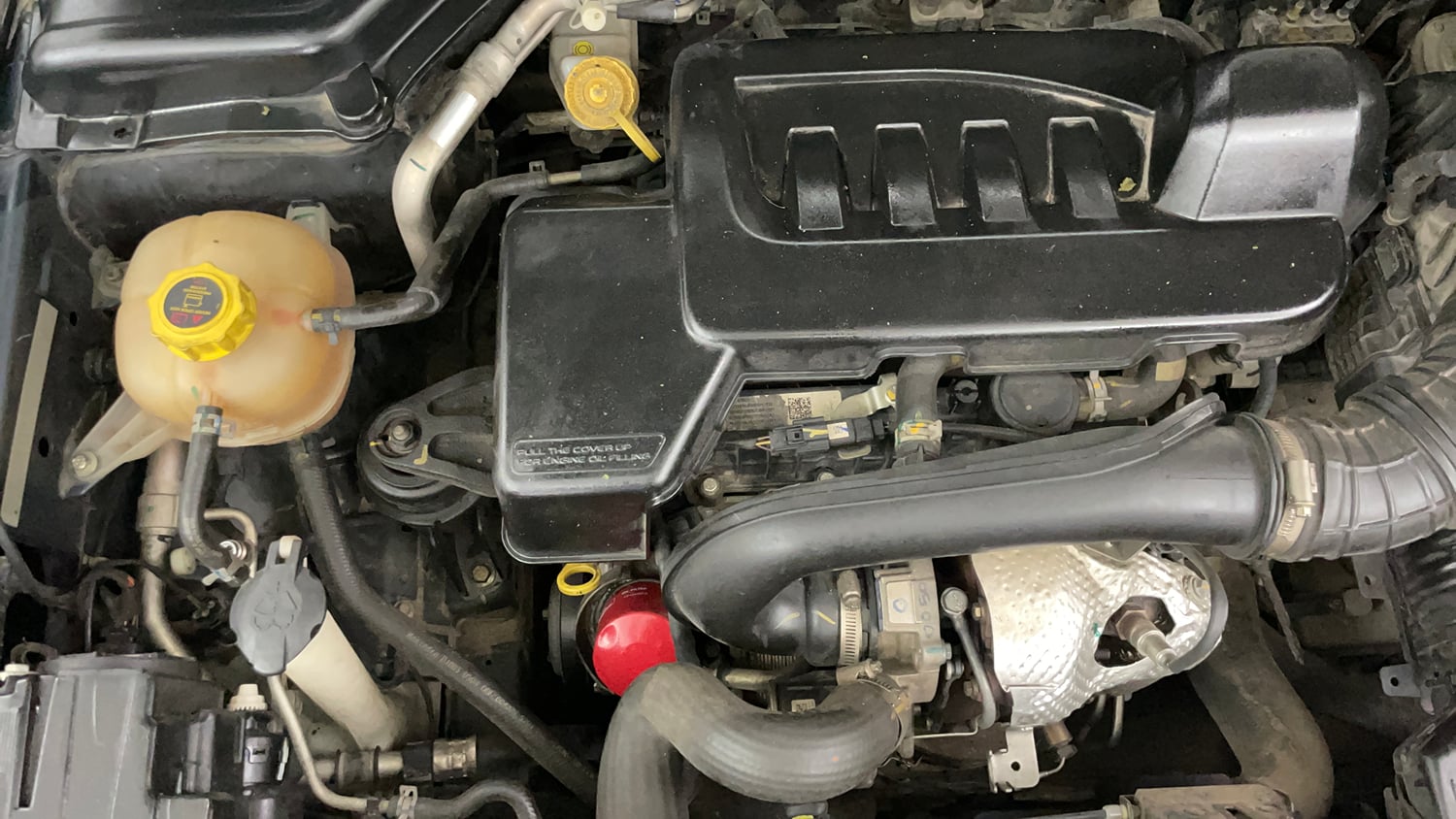 Used 2023 Mahindra XUV 300 W8 (O) 1.5 Diesel AMT Diesel Automatic engine ENGINE RIGHT SIDE VIEW