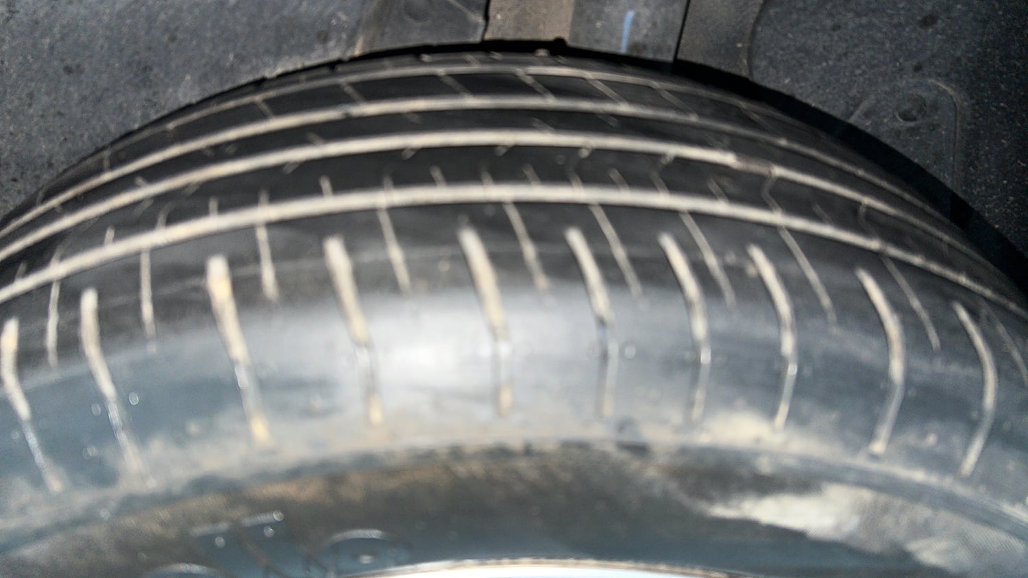 Used 2024 Hyundai Creta EX 1.5 Petrol Petrol Manual tyres LEFT REAR TYRE TREAD VIEW