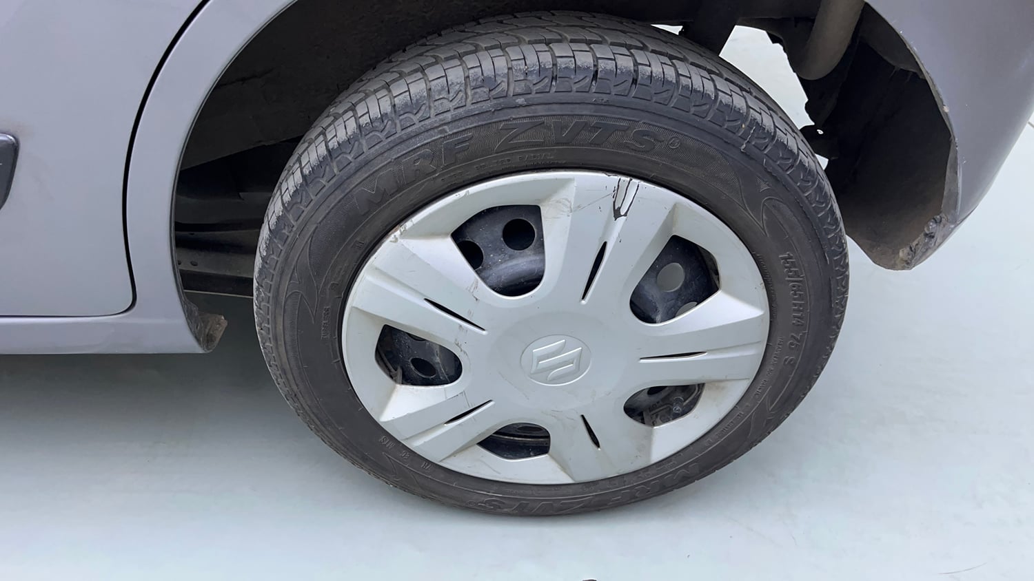 Used 2020 Maruti Suzuki Wagon R 1.0 VXI AMT Petrol Automatic tyres LEFT REAR TYRE RIM VIEW