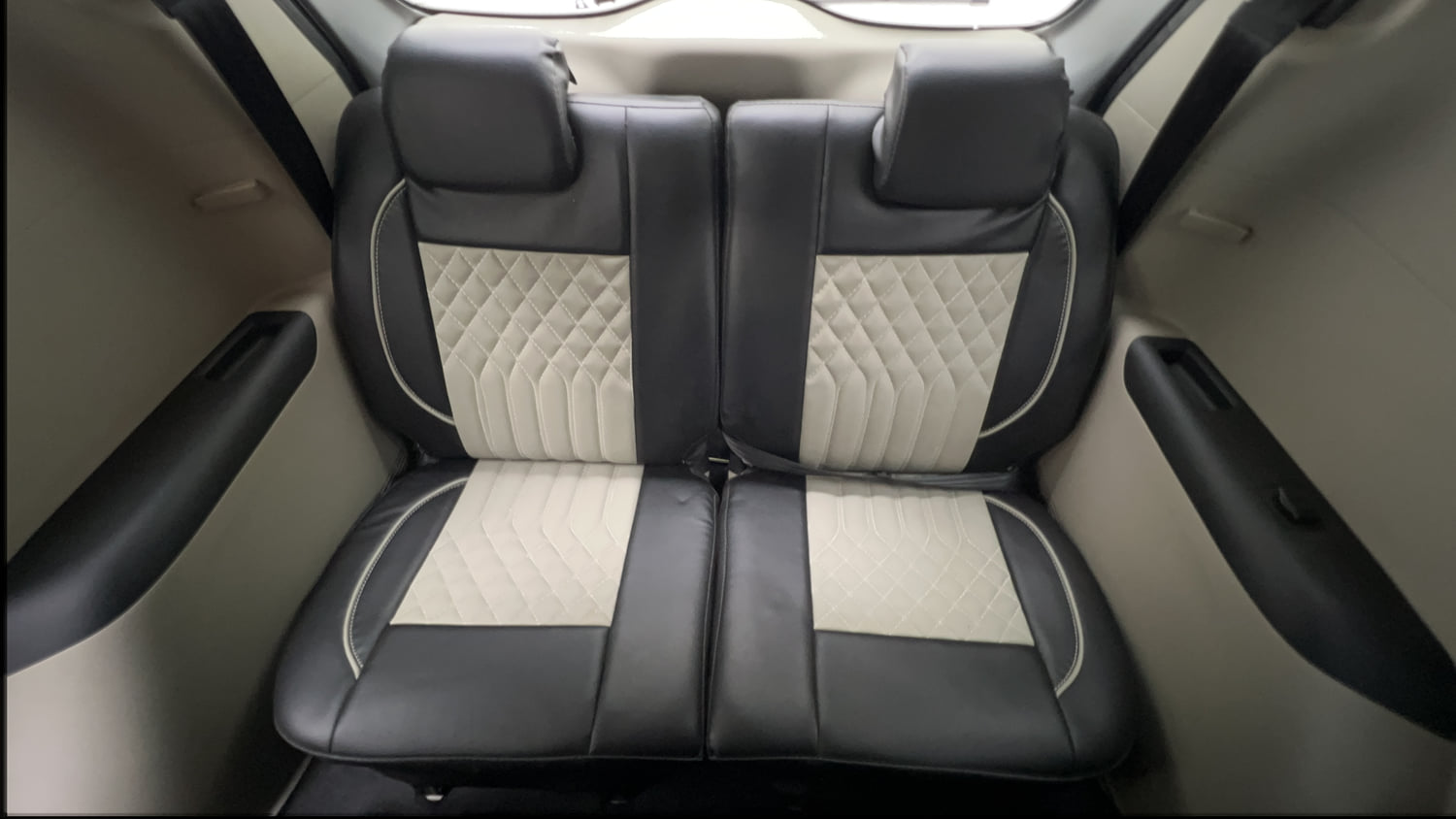 Used 2021 Renault Triber RXZ Petrol Manual interior THIRD ROW SEAT