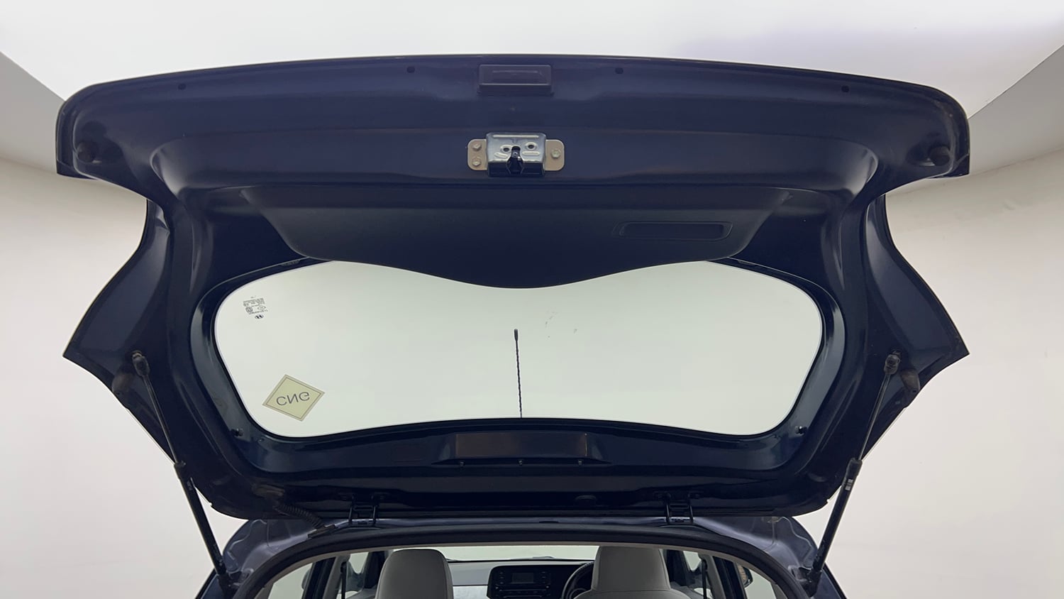 Used 2021 Hyundai Grand i10 Nios Magna 1.2 Kappa VTVT CNG Cng Manual interior DICKY DOOR OPEN VIEW