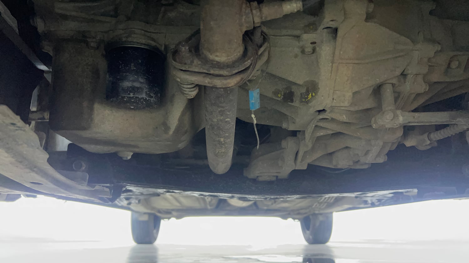 Used 2017 Maruti Suzuki Baleno Delta 1.2 Petrol Manual extra FRONT LEFT UNDERBODY VIEW