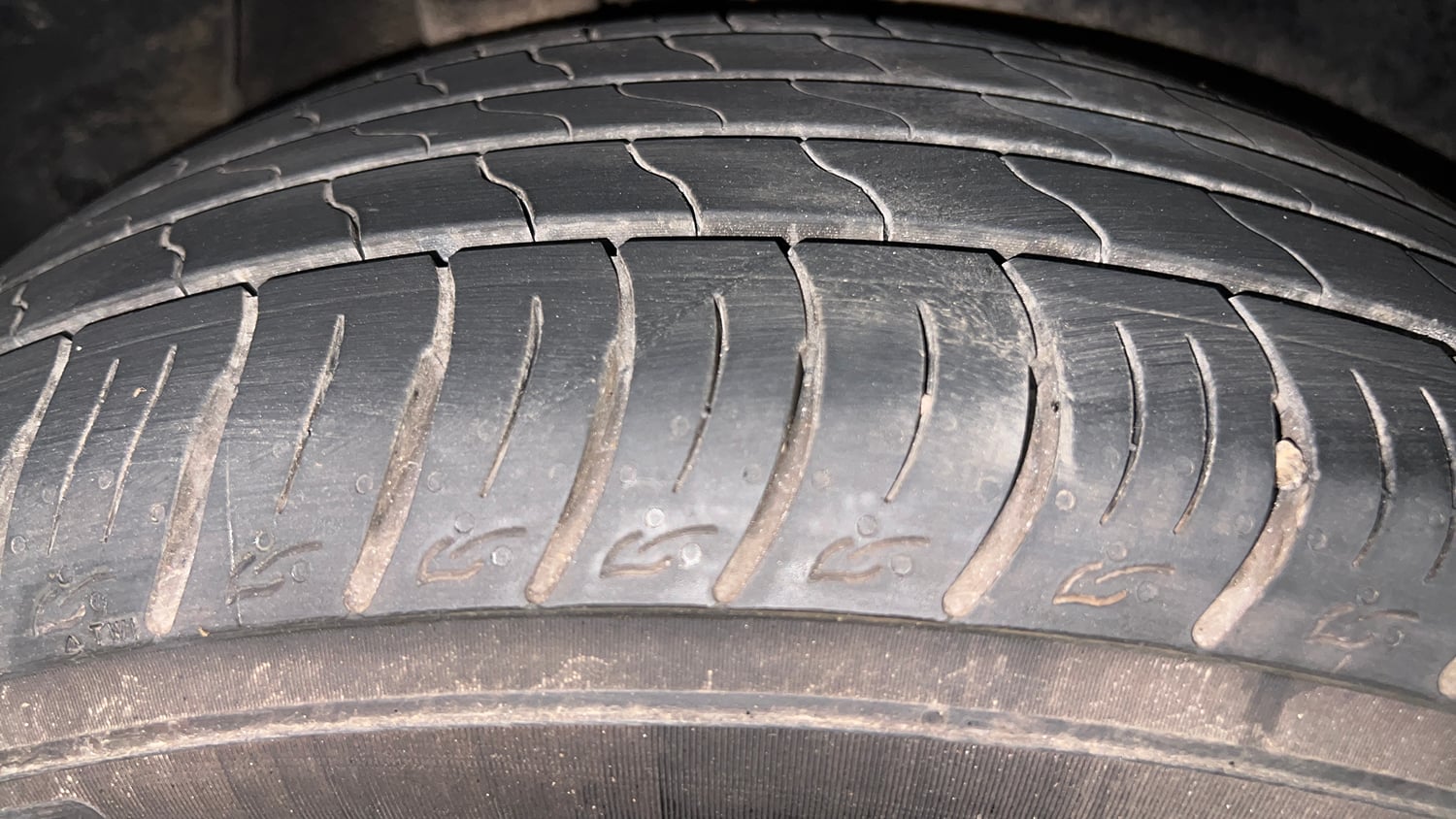Used 2017 Hyundai Creta 1.6 SX Plus AT Petrol Petrol Automatic tyres RIGHT REAR TYRE TREAD VIEW