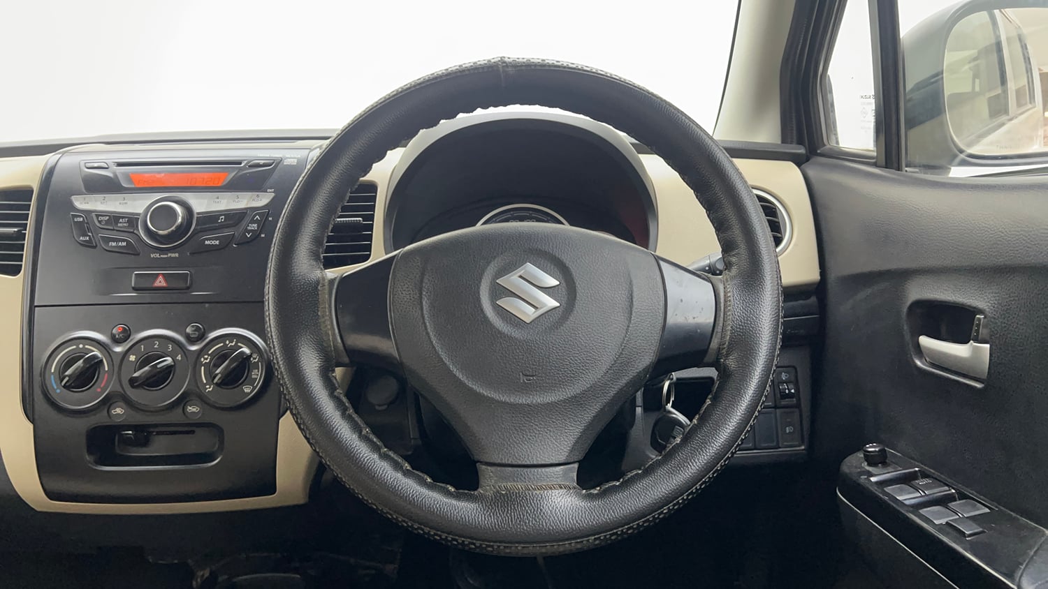 Used 2018 Maruti Suzuki Wagon R VXI Petrol Manual interior STEERING VIEW