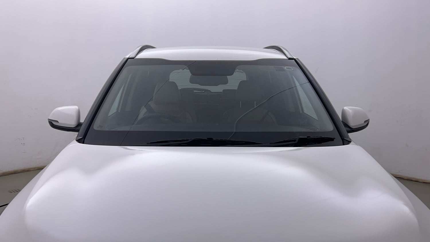 Used 2022 Kia Carens Luxury 1.4 Petrol 7 STR Petrol Manual exterior FRONT WINDSHIELD VIEW