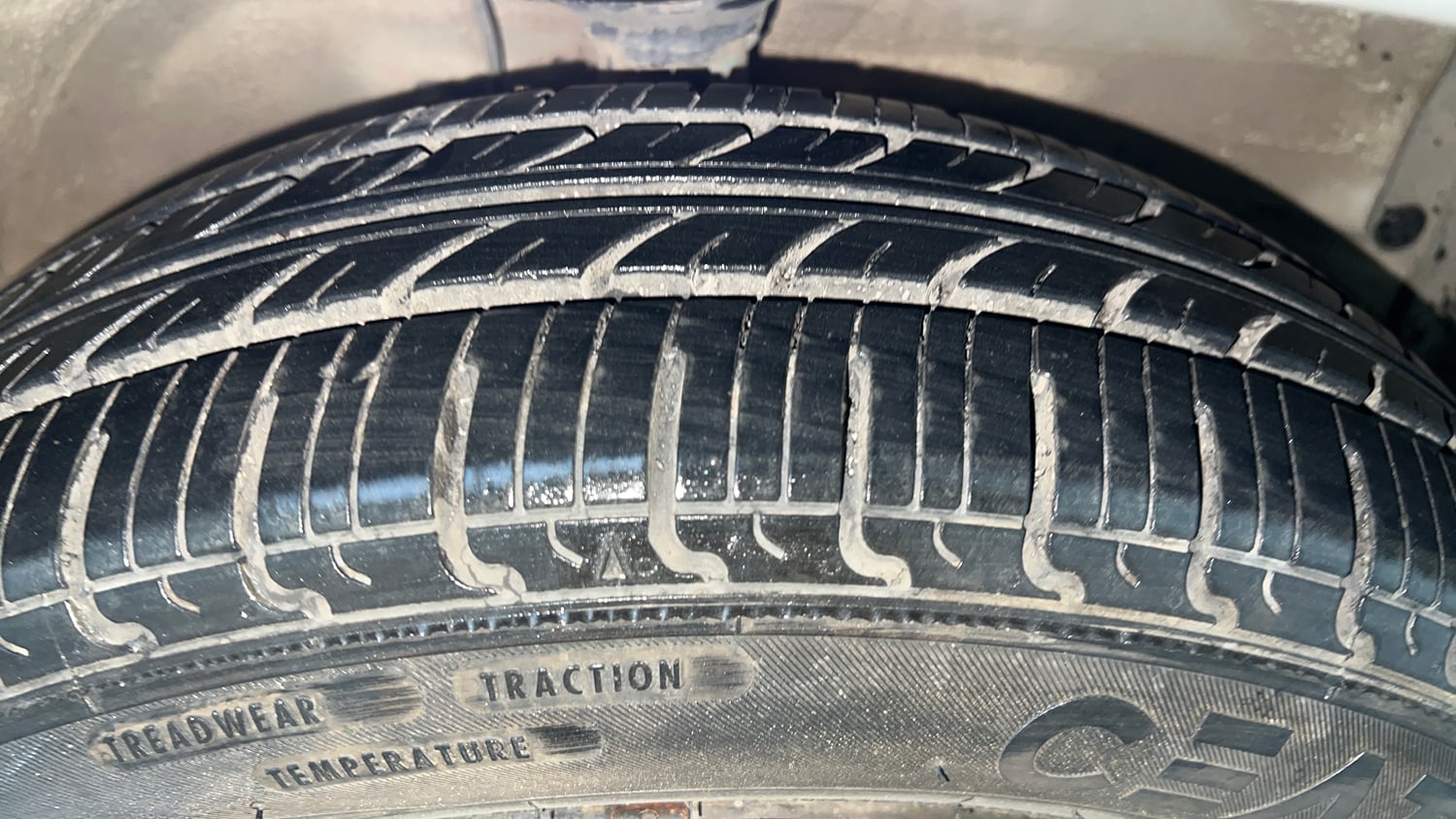 Used 2018 Maruti Suzuki Wagon R VXI Petrol Manual tyres RIGHT FRONT TYRE TREAD VIEW