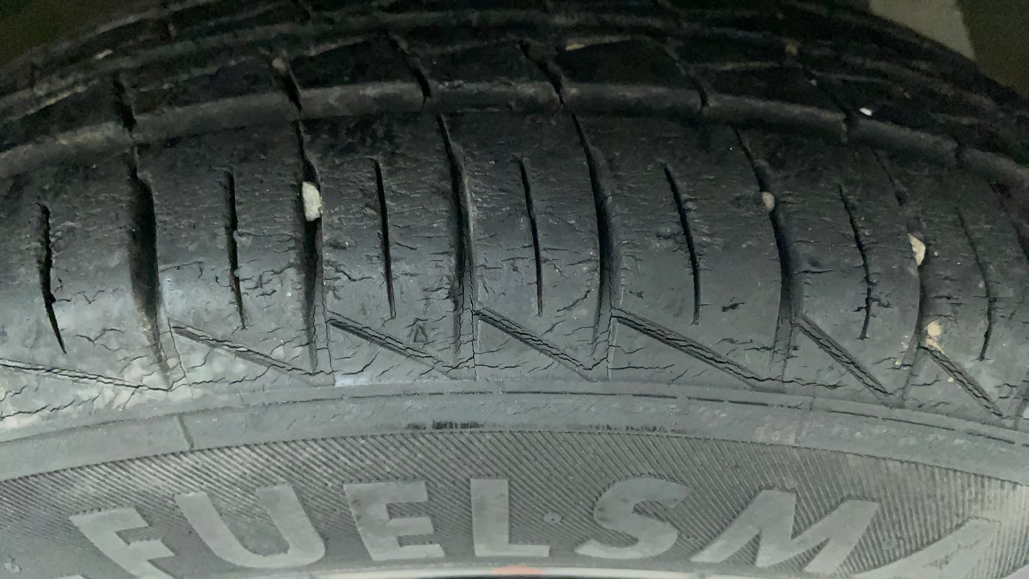 Used 2019 Maruti Suzuki Alto 800 LXi Petrol Manual tyres RIGHT FRONT TYRE TREAD VIEW