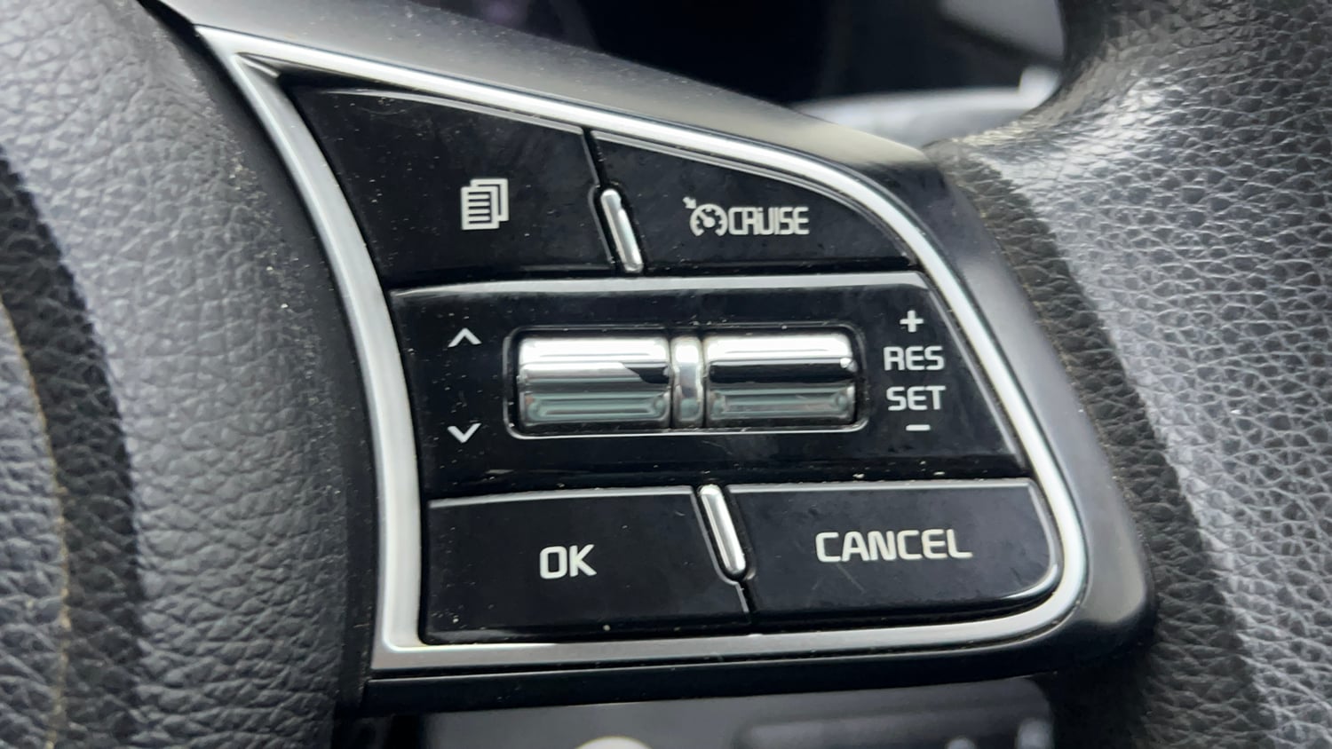Used 2020 Kia Seltos HTK Plus 1.5 Petrol Manual top_features Cruise control