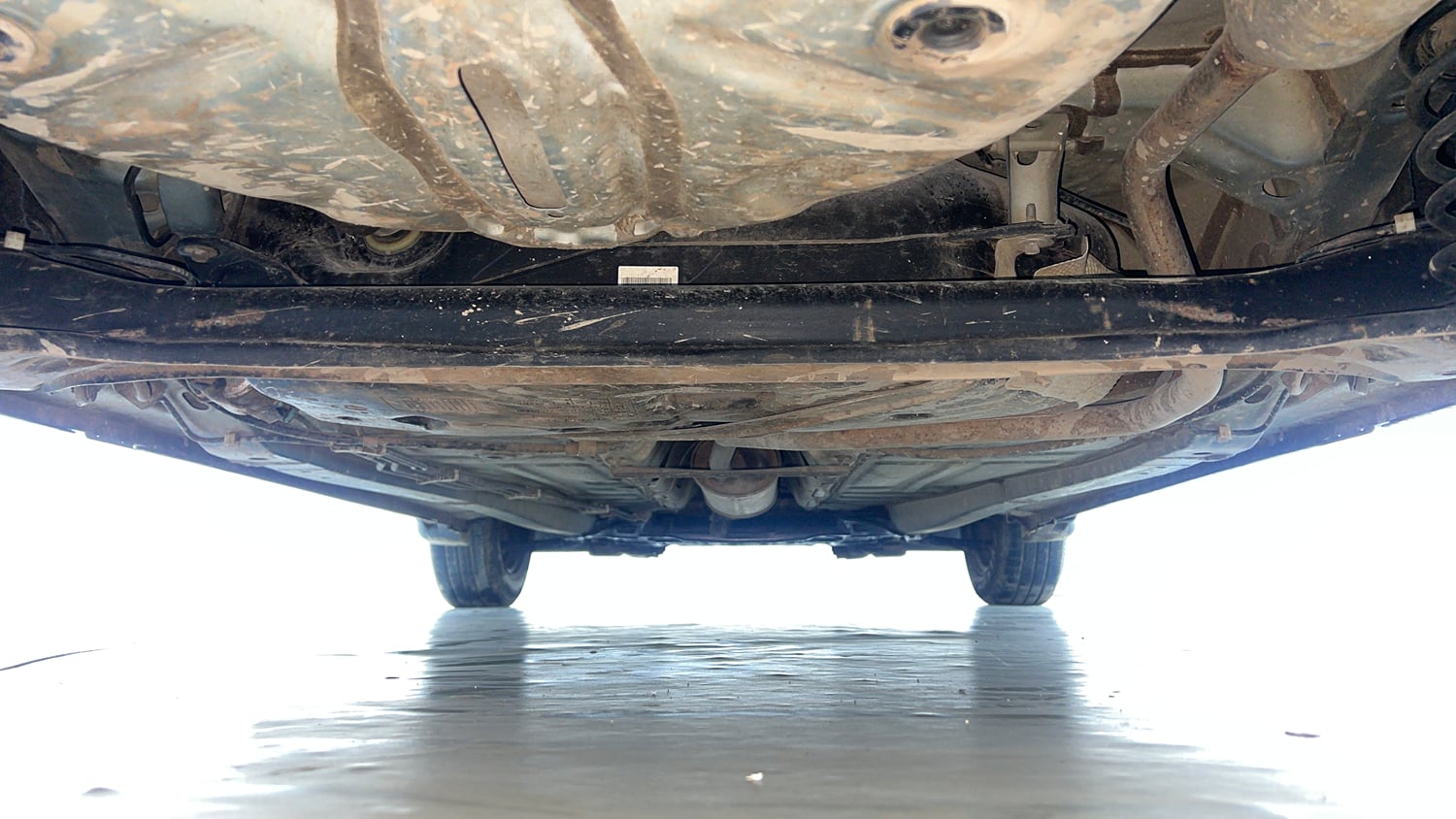 Used 2017 Maruti Suzuki Baleno Delta 1.2 Petrol Manual extra REAR UNDERBODY VIEW (TAKEN FROM REAR)