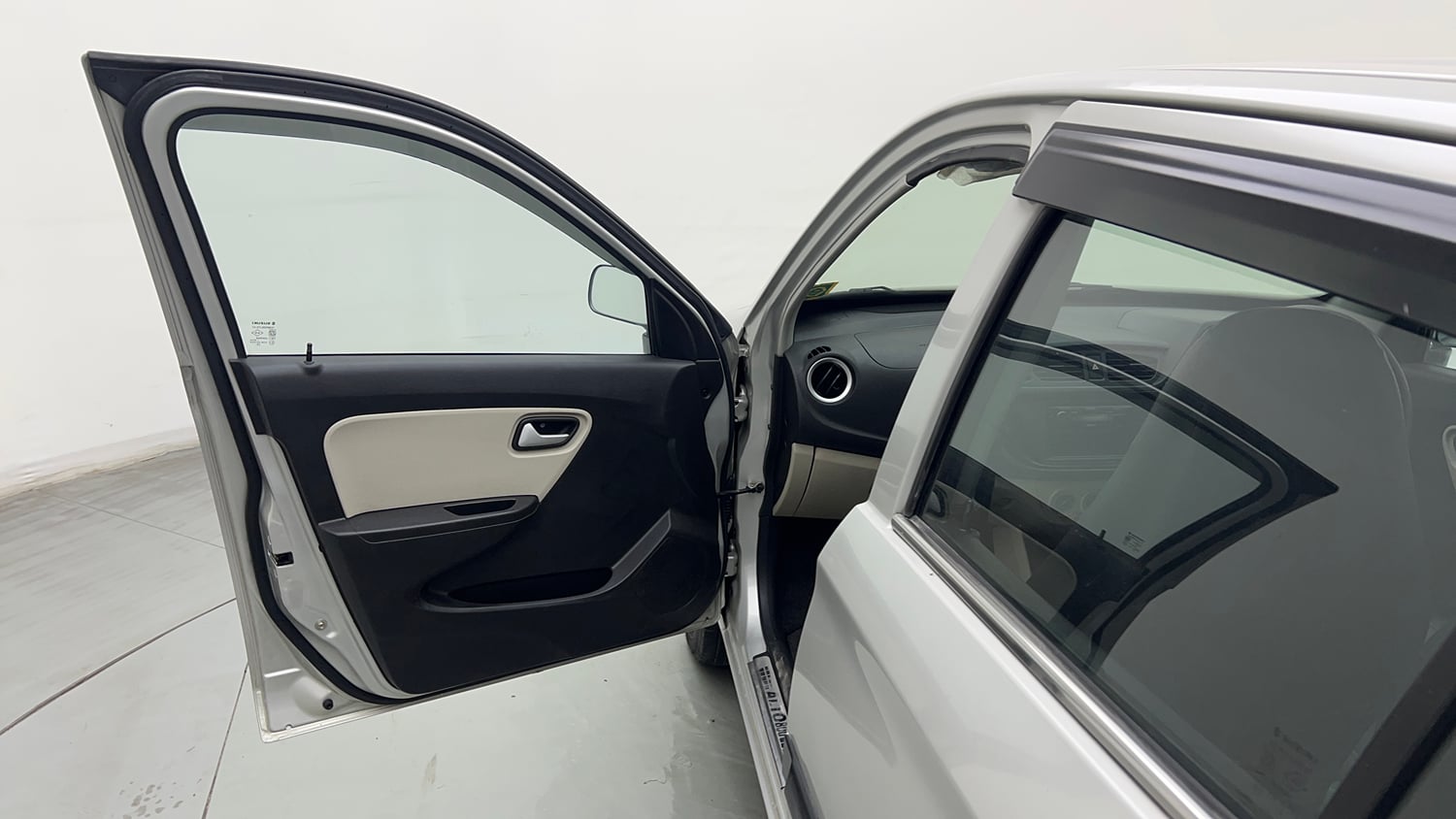 Used 2021 Maruti Suzuki Alto 800 LXi (O) CNG Cng Manual interior LEFT FRONT DOOR OPEN VIEW