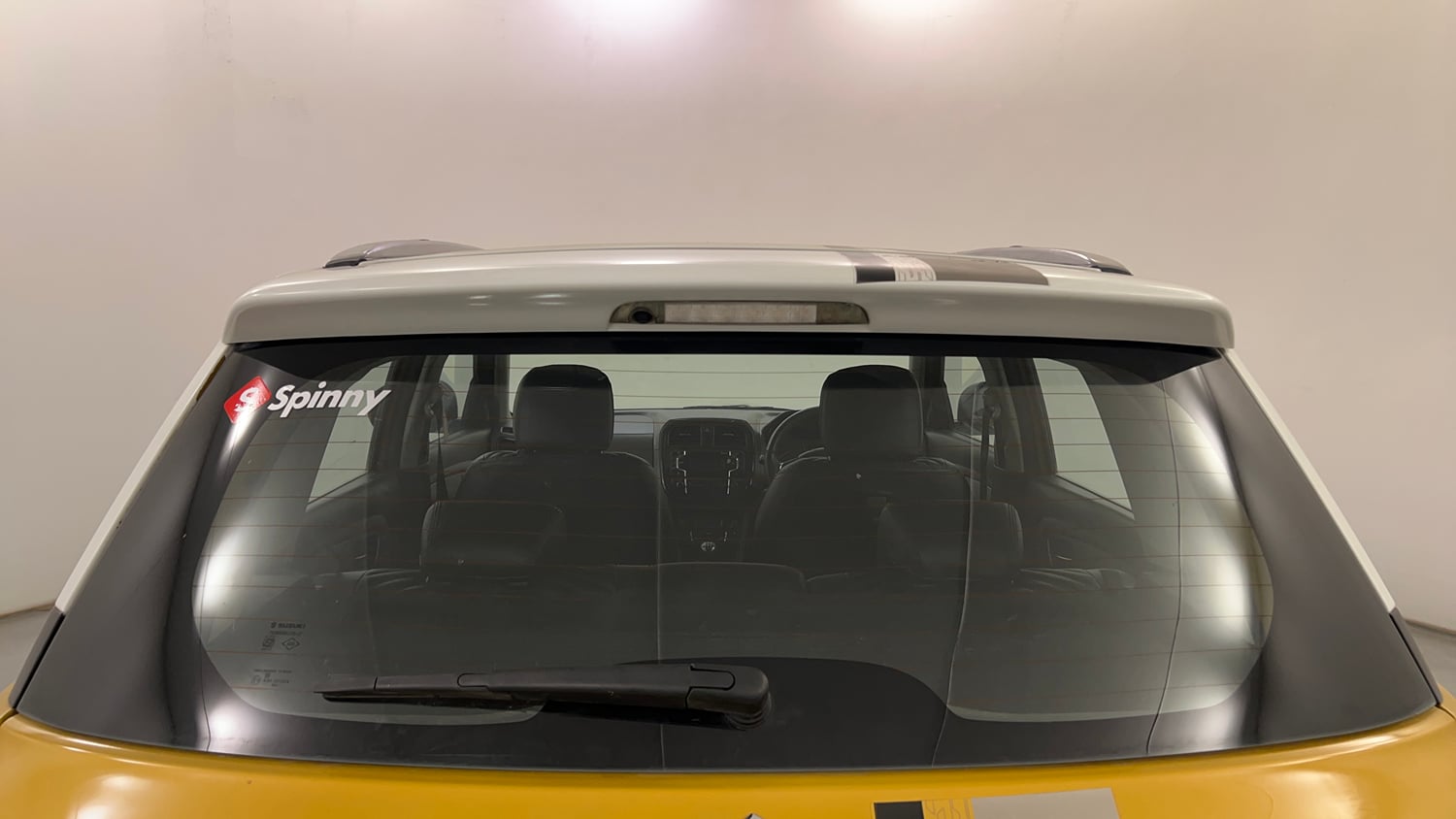Used 2017 Maruti Suzuki Vitara Brezza [2016-2020] ZDi Diesel Manual exterior BACK WINDSHIELD VIEW