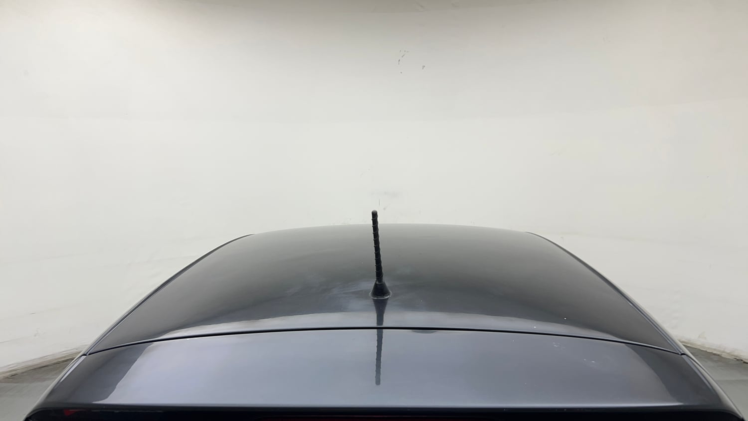 Used 2018 Volkswagen Polo Trendline 1.2L (P) Petrol Manual exterior EXTERIOR ROOF VIEW