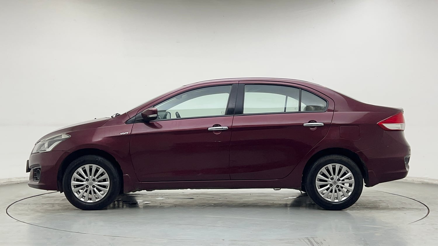 Used 2015 Maruti Suzuki Ciaz ZXi  AT Petrol Automatic exterior LEFT SIDE VIEW