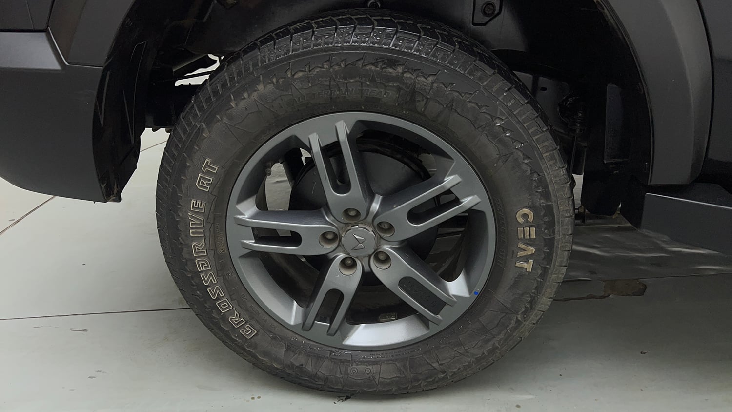 Used 2023 Mahindra Thar LX Hard Top Petrol MT 4WD Petrol Manual tyres RIGHT REAR TYRE RIM VIEW