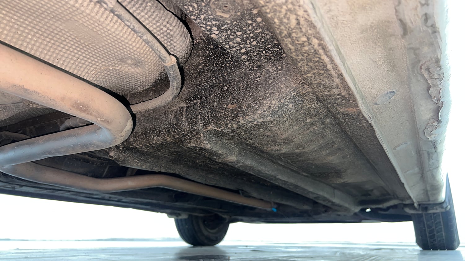 Used 2017 Hyundai Elite i20 Sportz 1.2 Petrol Manual extra REAR RIGHT UNDERBODY VIEW
