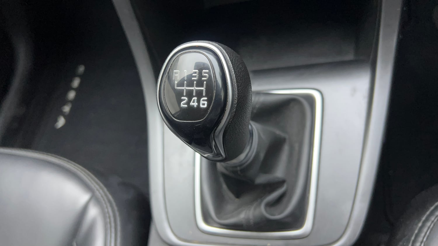 Used 2024 Hyundai Creta EX 1.5 Petrol Petrol Manual interior GEAR  KNOB VIEW