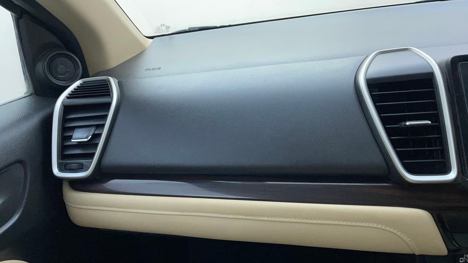 Used 2022 Honda City ZX CVT Petrol Petrol Automatic top_features Side airbags