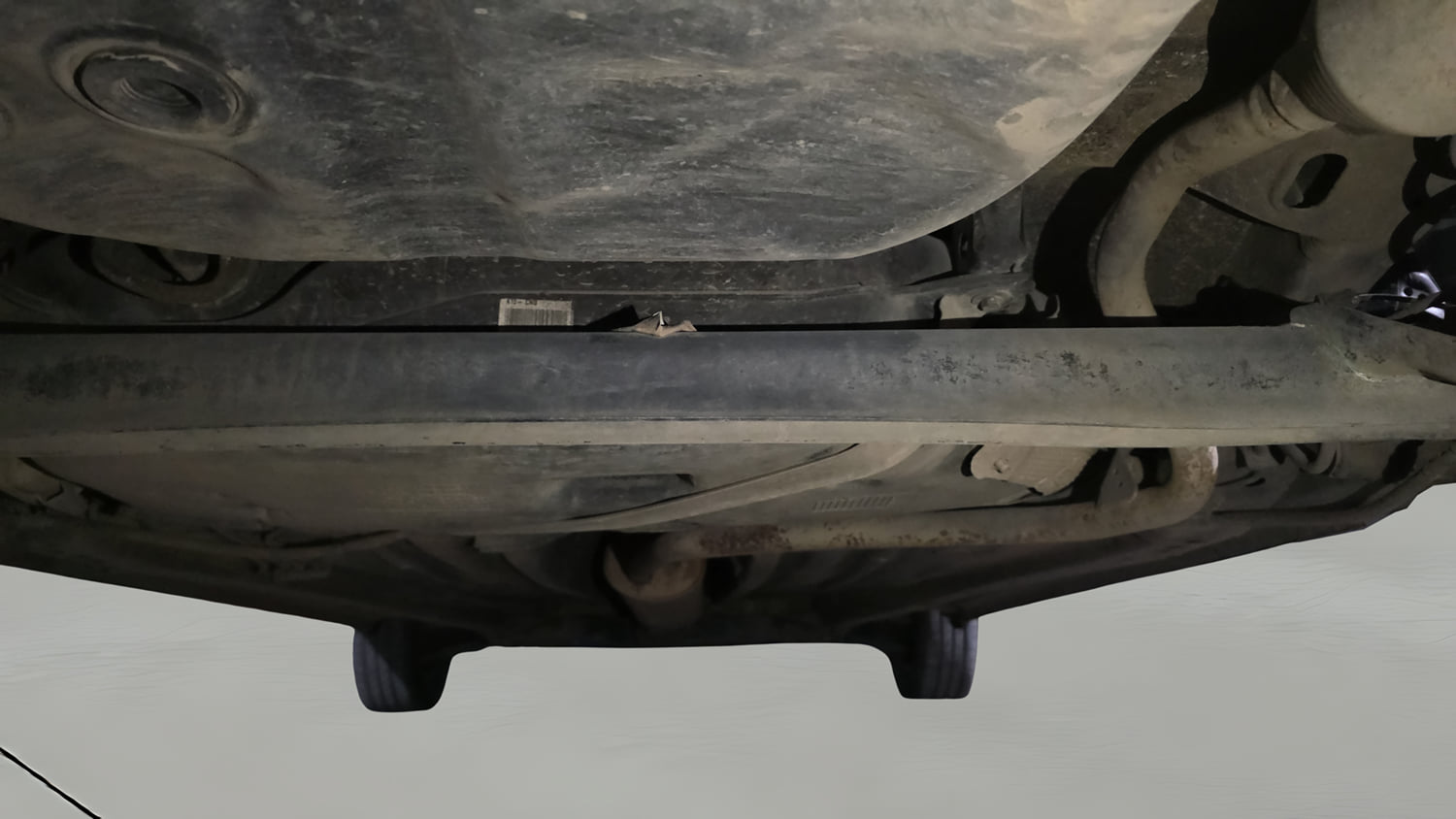 Used 2021 Maruti Suzuki Wagon R LXi 1.0 CNG Cng Manual extra REAR UNDERBODY VIEW (TAKEN FROM REAR)