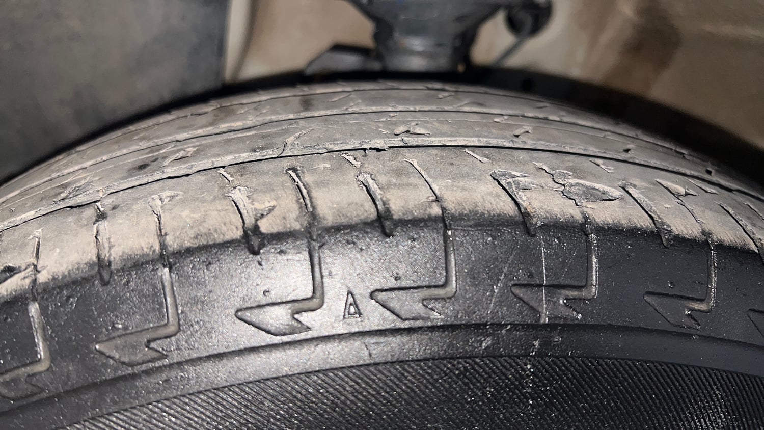 Used 2022 Maruti Suzuki Celerio VXi CNG Cng Manual tyres LEFT FRONT TYRE TREAD VIEW