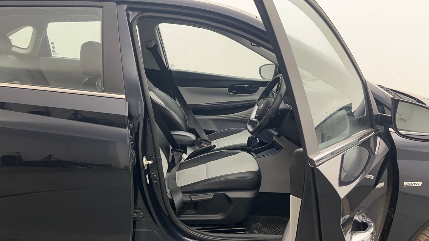 Used 2024 Hyundai New i20 Asta (O) 1.2 IVT Petrol Automatic interior RIGHT SIDE FRONT DOOR CABIN VIEW