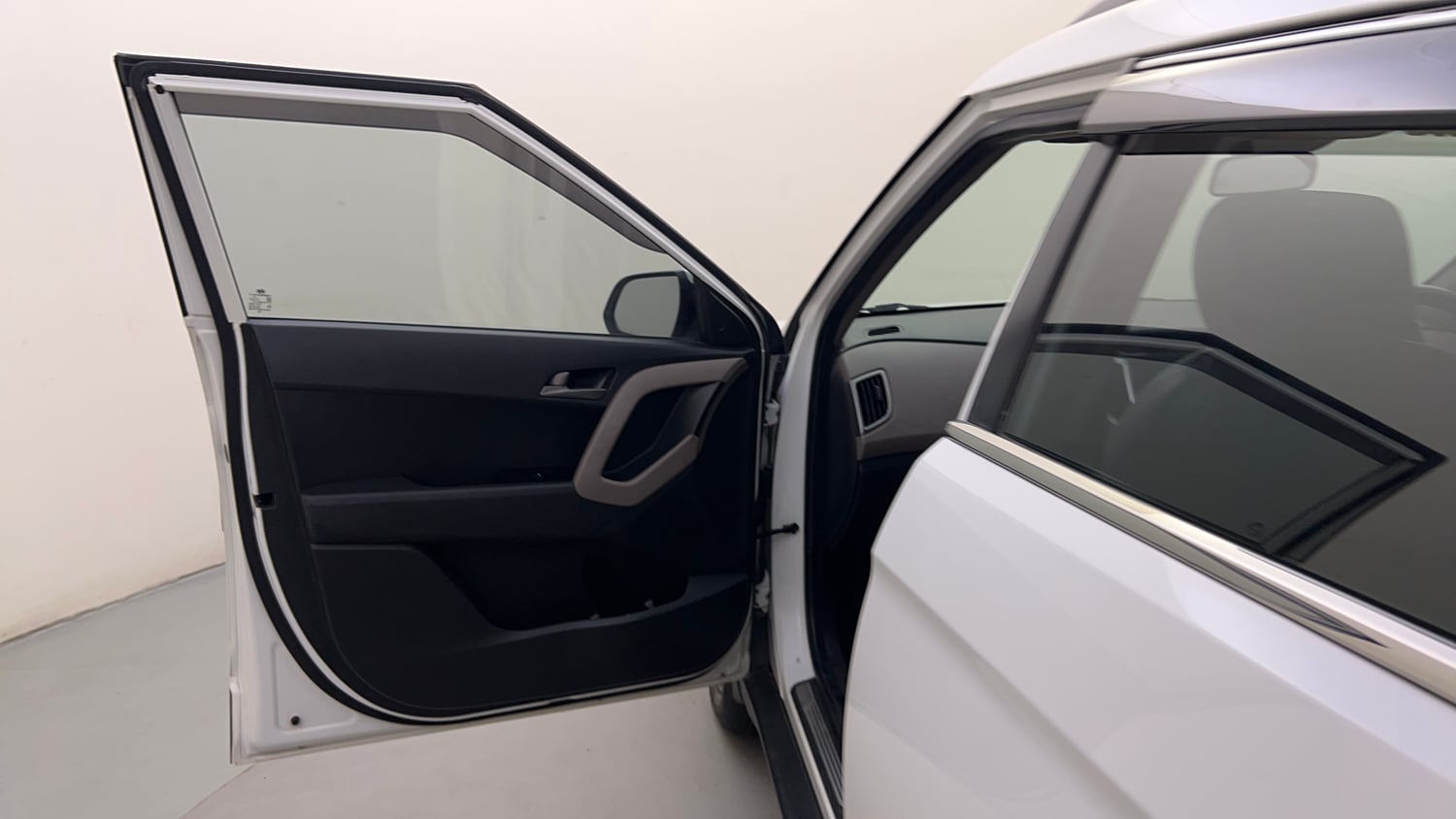 Used 2017 Hyundai Creta 1.6 SX Plus AT Petrol Petrol Automatic interior LEFT FRONT DOOR OPEN VIEW