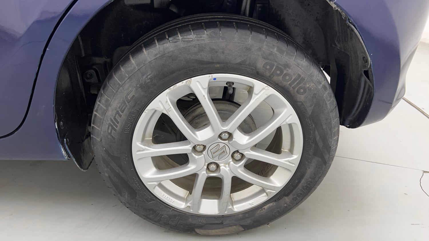 Used 2018 Maruti Suzuki Swift ZXi AMT Petrol Automatic tyres LEFT REAR TYRE RIM VIEW