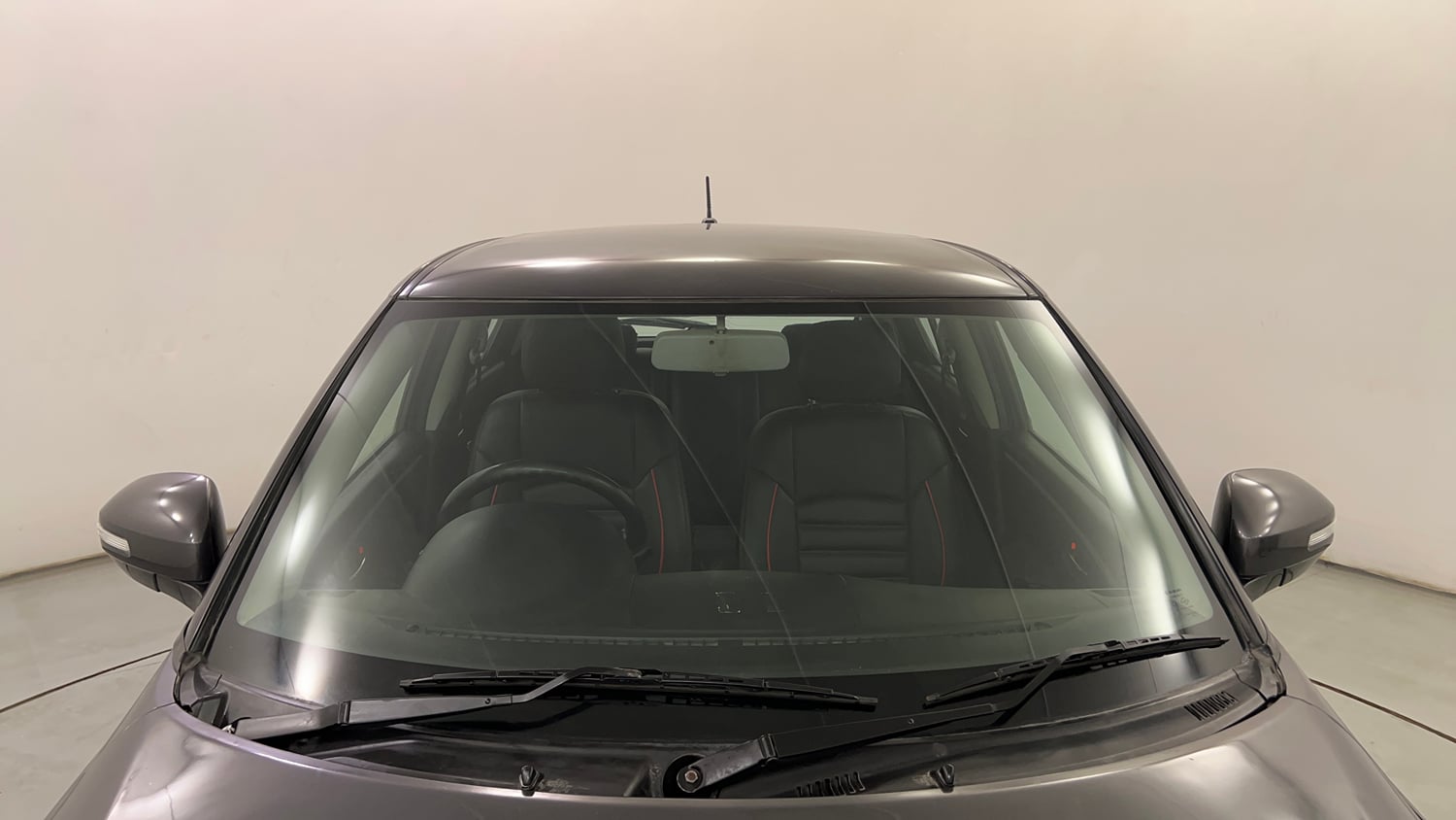 Used 2016 Maruti Suzuki Swift ZDi Diesel Manual exterior FRONT WINDSHIELD VIEW