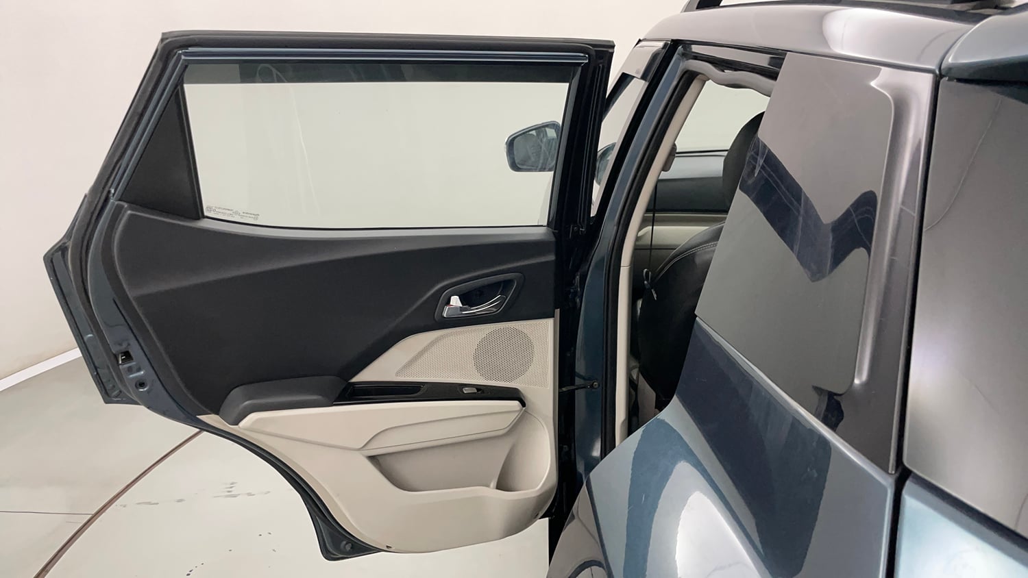 Used 2023 Mahindra XUV 300 W8 (O) 1.5 Diesel AMT Diesel Automatic interior LEFT REAR DOOR OPEN VIEW