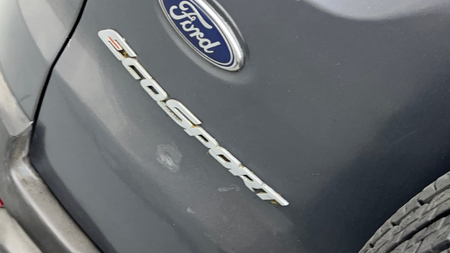 Used 2018 Ford EcoSport Trend + 1.5L Ti-VCT AT Petrol Automatic dents MINOR DENT
