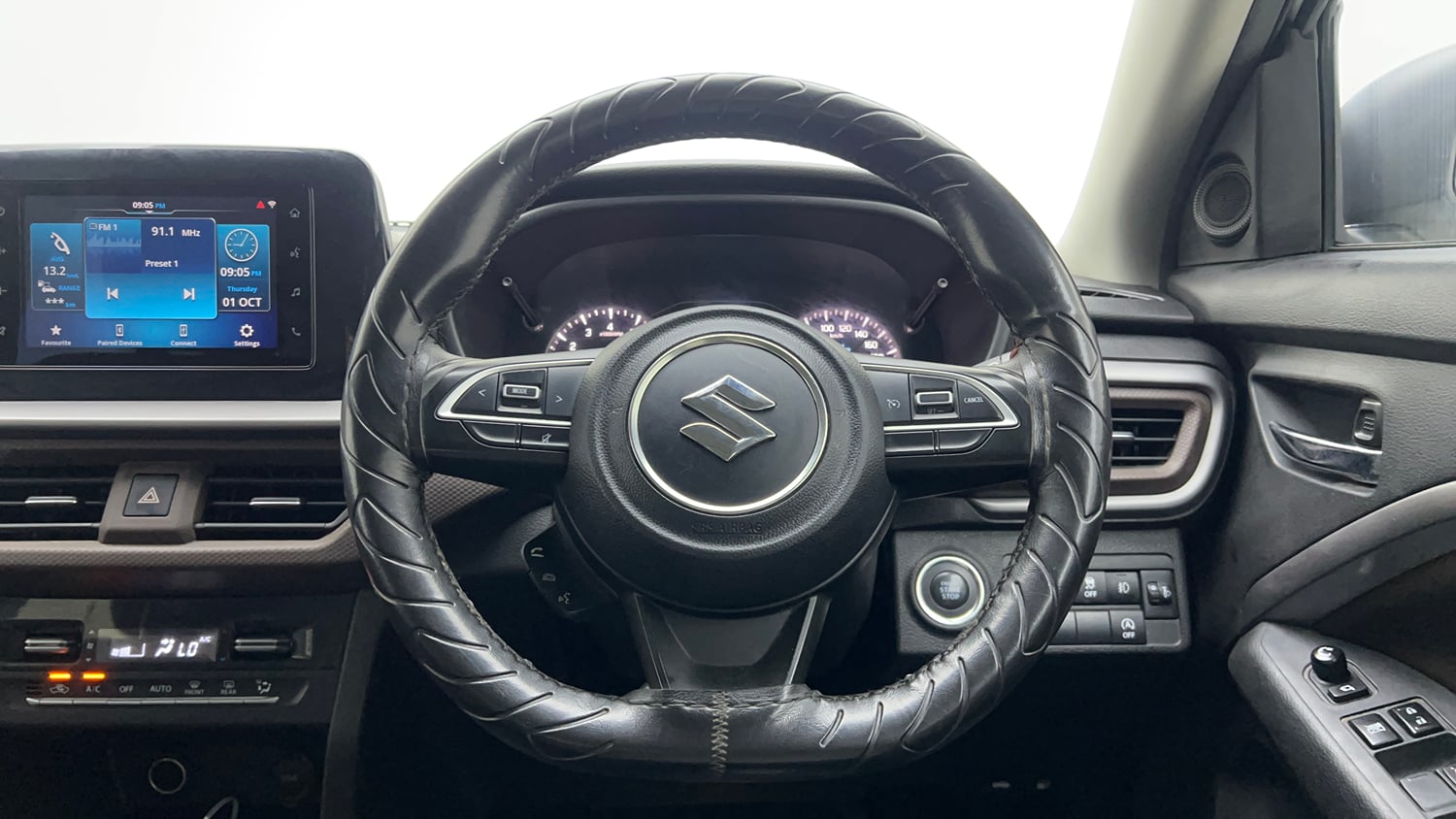 Used 2022 Maruti Suzuki Brezza ZXi Petrol Manual interior STEERING VIEW