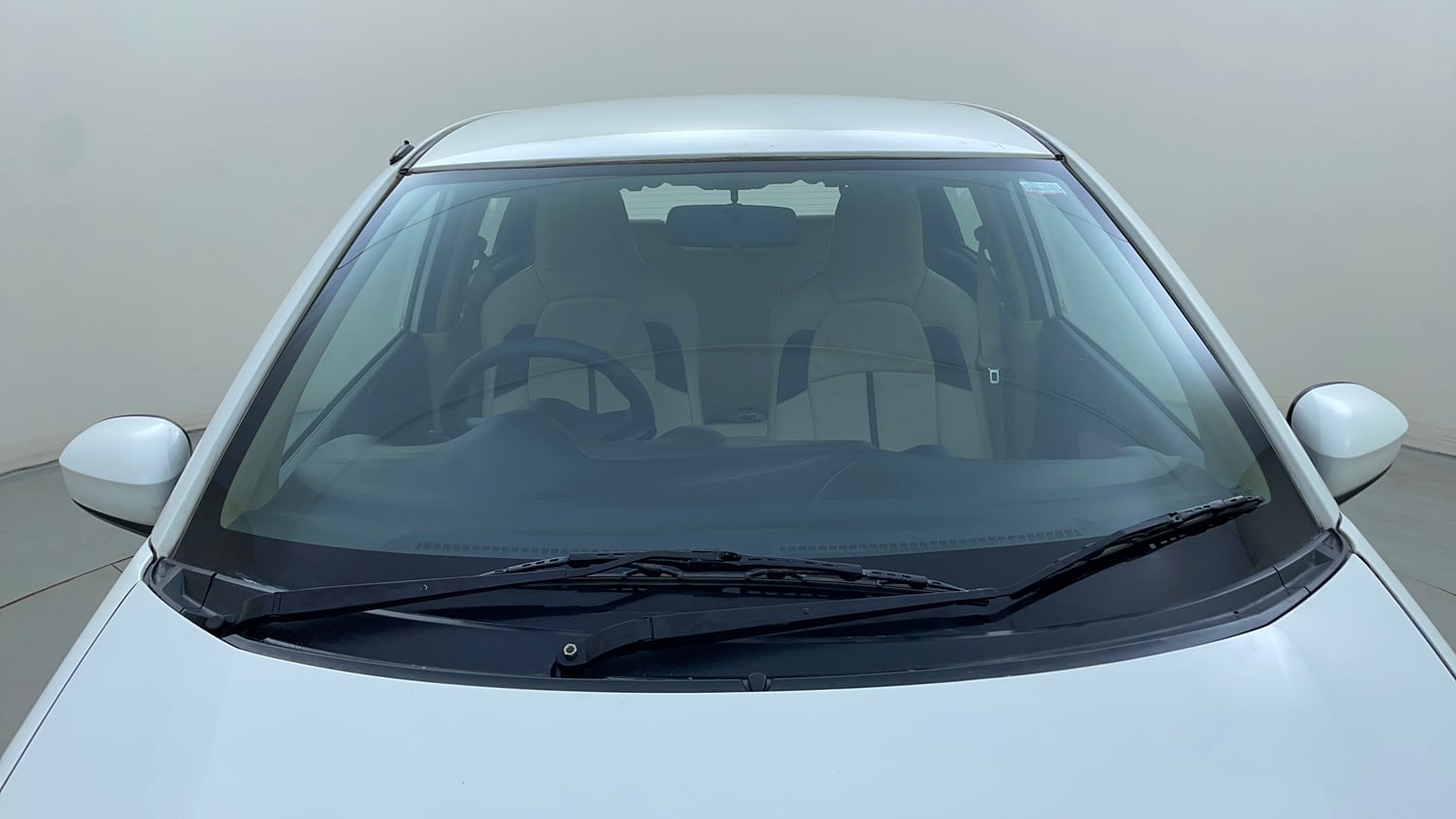 Used 2013 Honda Brio VX MT Petrol Manual exterior FRONT WINDSHIELD VIEW