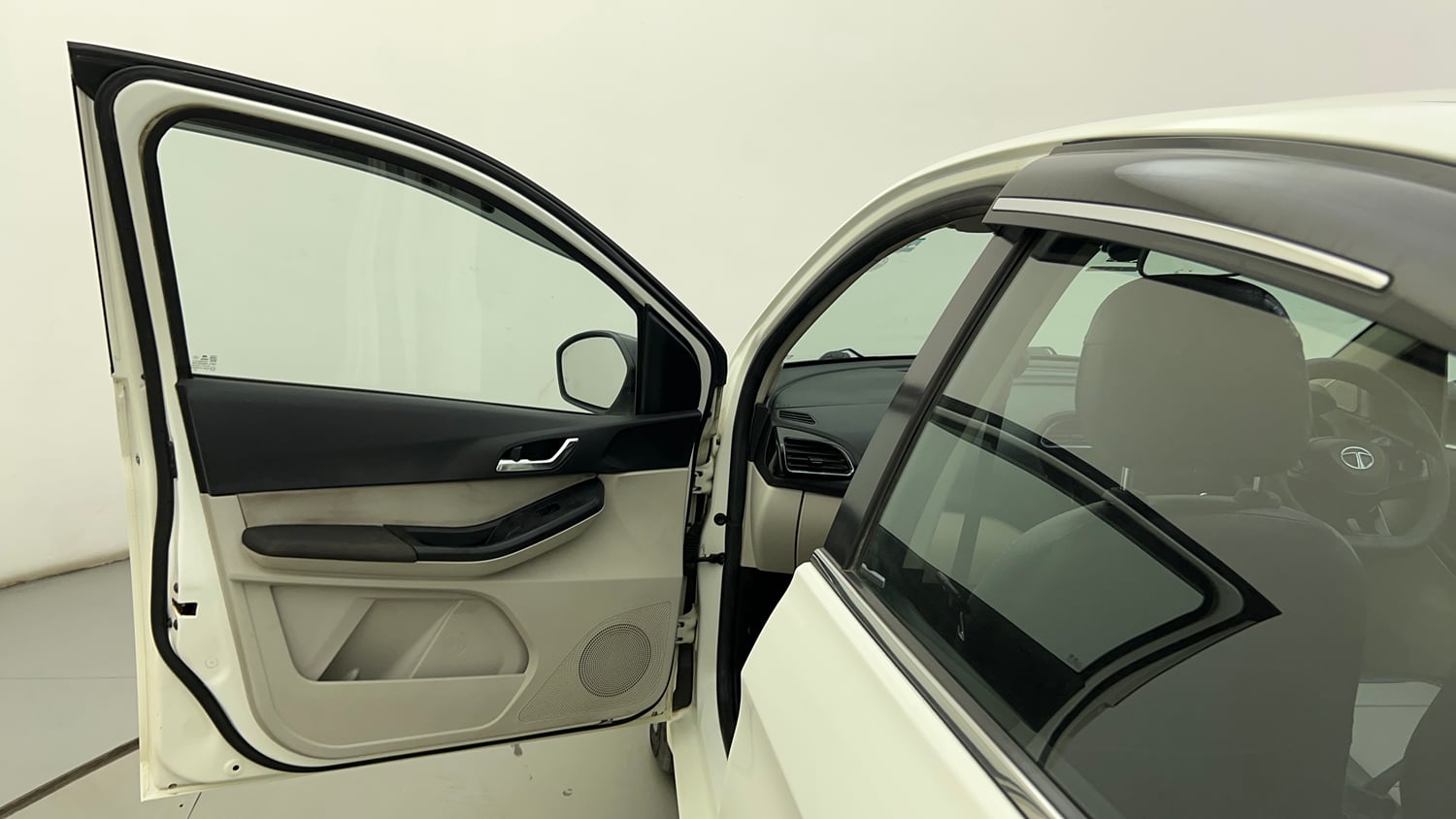 Used 2023 Tata Tigor XZ Plus CNG Cng Manual interior LEFT FRONT DOOR OPEN VIEW
