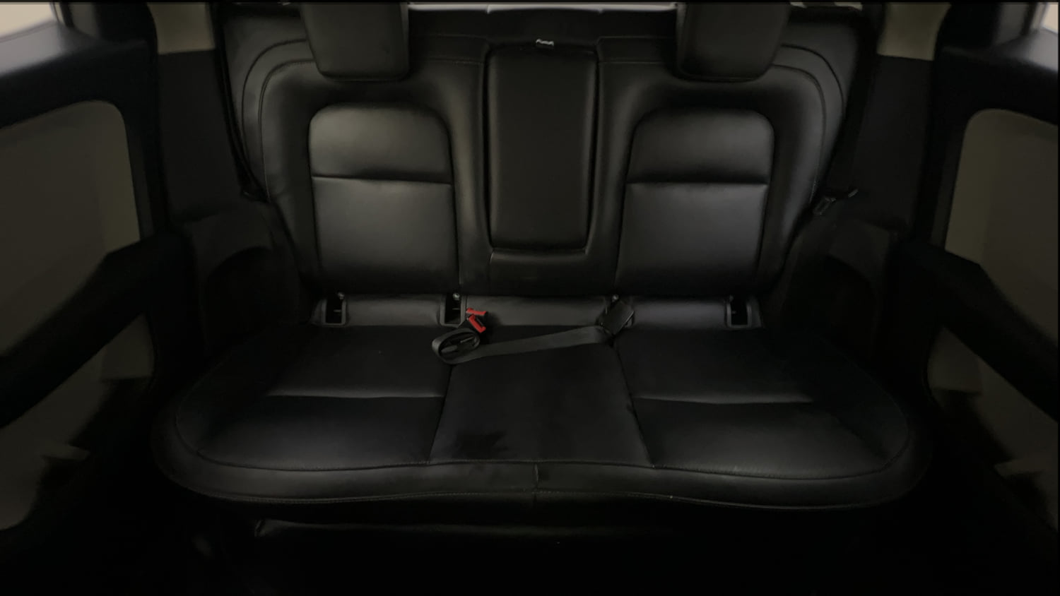 Used 2022 Tata Altroz XZ Plus Diesel Diesel Manual interior REAR SEAT CONDITION VIEW