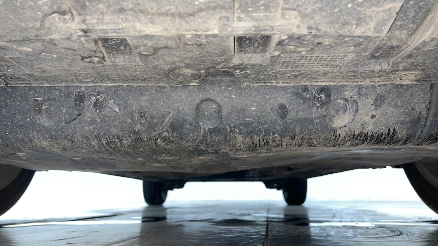 Used 2021 Honda City V Petrol Petrol Manual extra FRONT LEFT UNDERBODY VIEW