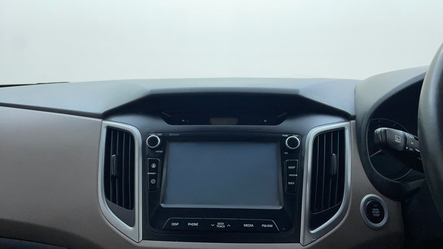 Used 2017 Hyundai Creta 1.6 SX Plus AT Petrol Petrol Automatic top_features Integrated (in-dash) music system