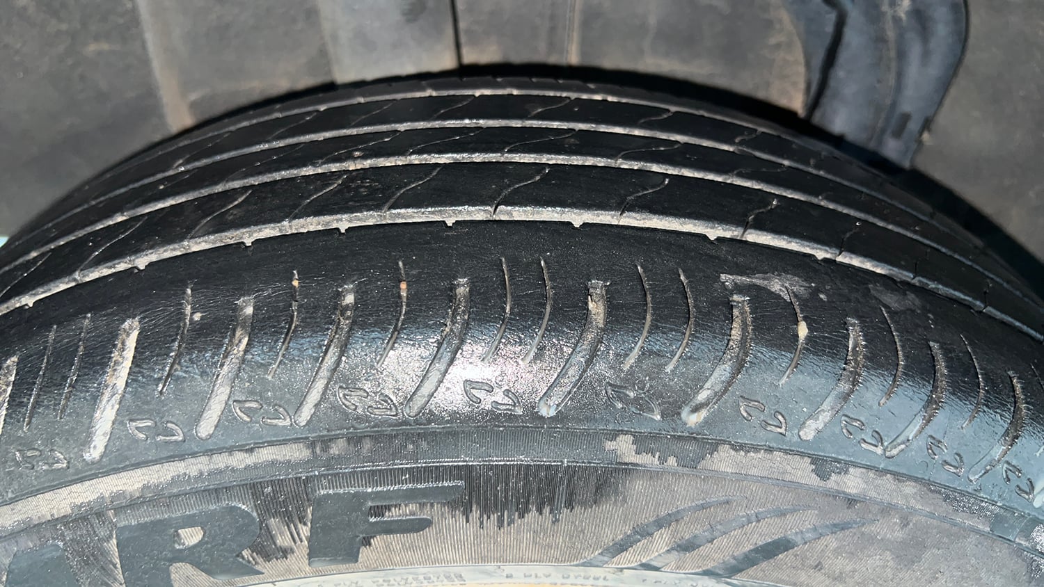 Used 2021 Nissan Magnite XE Petrol Manual tyres RIGHT REAR TYRE TREAD VIEW