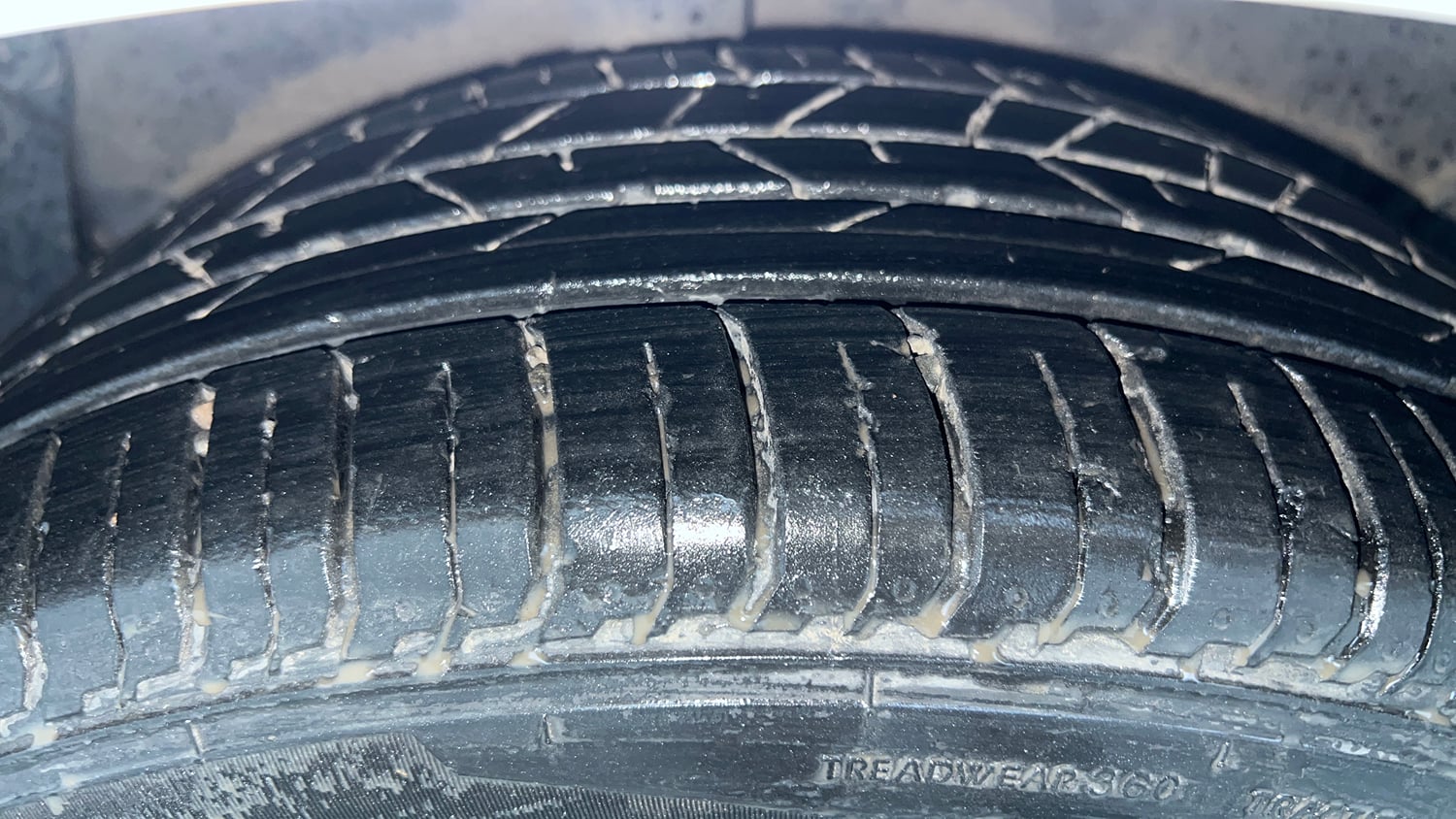 Used 2022 Hyundai i20 N Line N8 1.0 Turbo DCT Petrol Automatic tyres RIGHT REAR TYRE TREAD VIEW