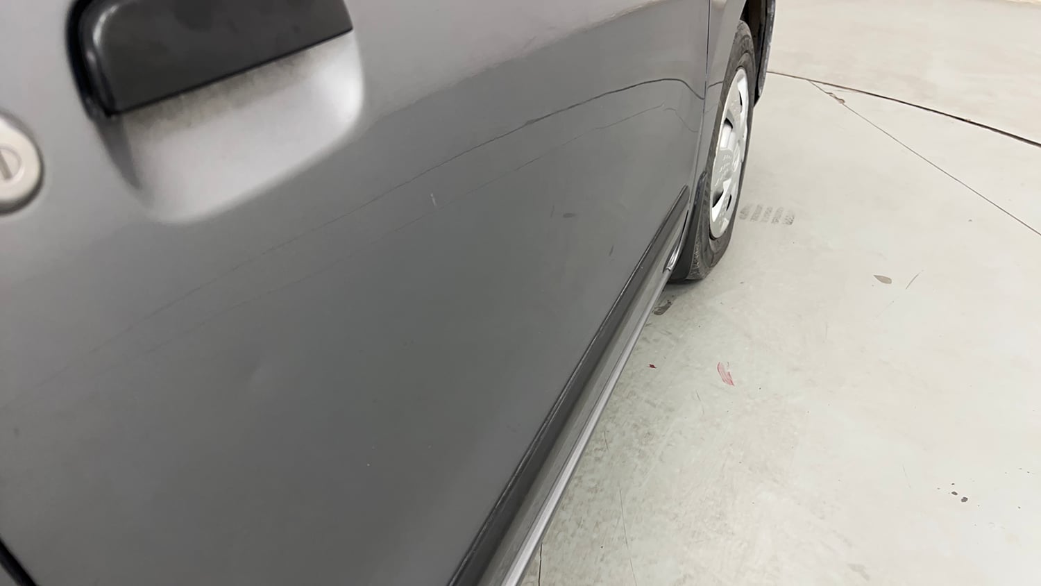 Used 2017 Maruti Suzuki Wagon R LXI CNG Cng Manual dents MINOR SCRATCH