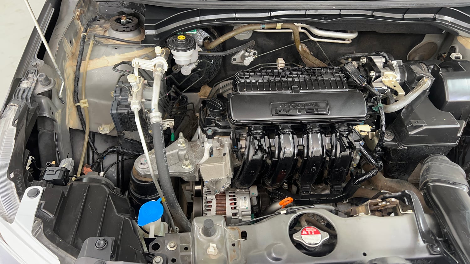 Used 2019 Honda Amaze 1.2 S MT Petrol Petrol Manual engine ENGINE RIGHT SIDE VIEW