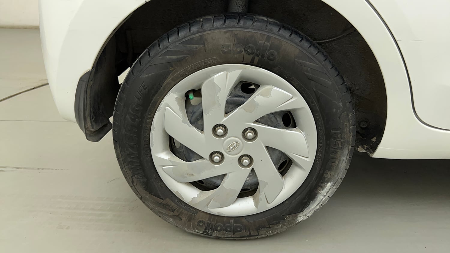 Used 2020 Hyundai Santro Sportz CNG Cng Manual tyres RIGHT REAR TYRE RIM VIEW
