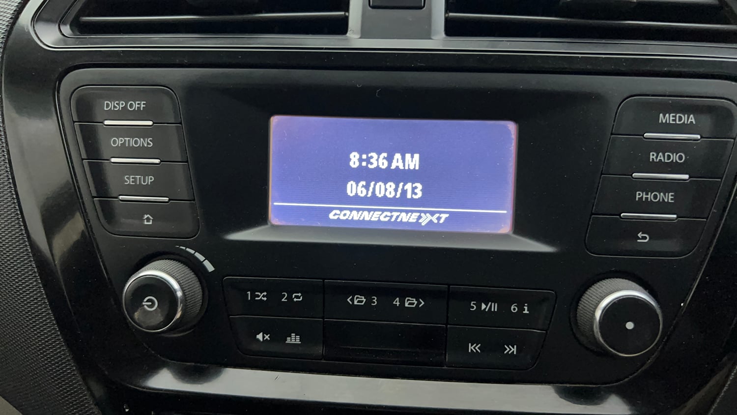 Used 2018 Tata Tiago Revotorq XT Diesel Manual top_features Integrated (in-dash) music system