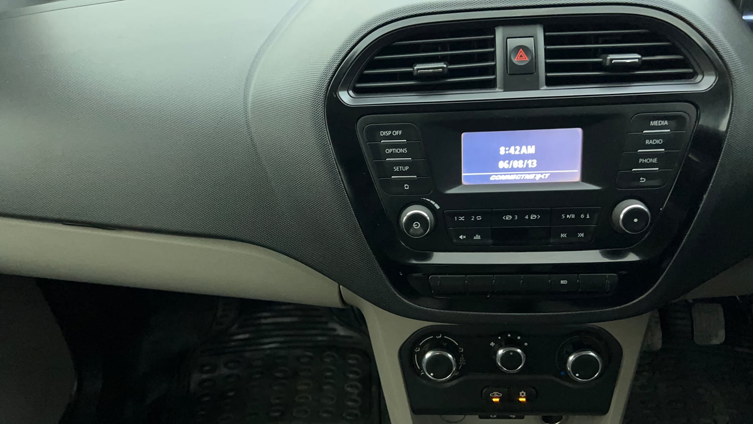 Used 2018 Tata Tiago Revotorq XT Diesel Manual interior MUSIC SYSTEM & AC CONTROL VIEW