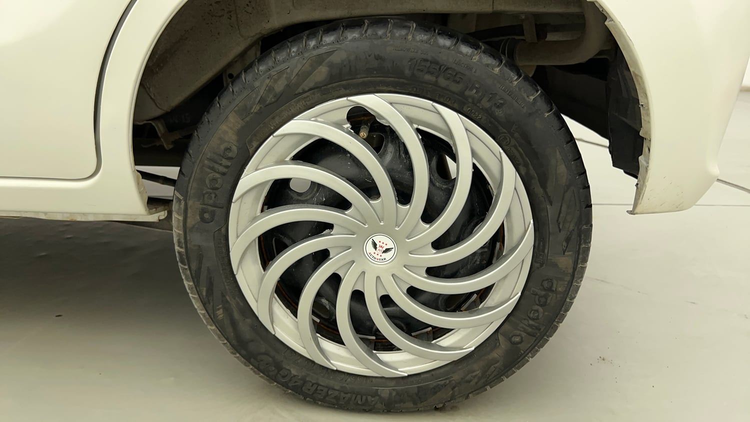 Used 2015 Maruti Suzuki Alto K10 VXi Petrol Manual tyres LEFT REAR TYRE RIM VIEW