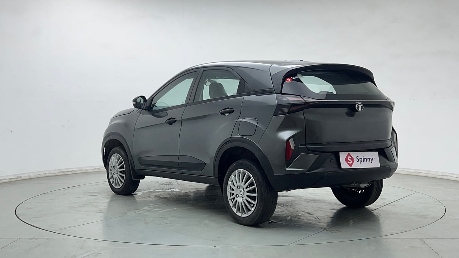 Used 2024 Tata Nexon Smart (O) 1.2 Petrol 5MT Petrol Manual exterior LEFT REAR CORNER VIEW
