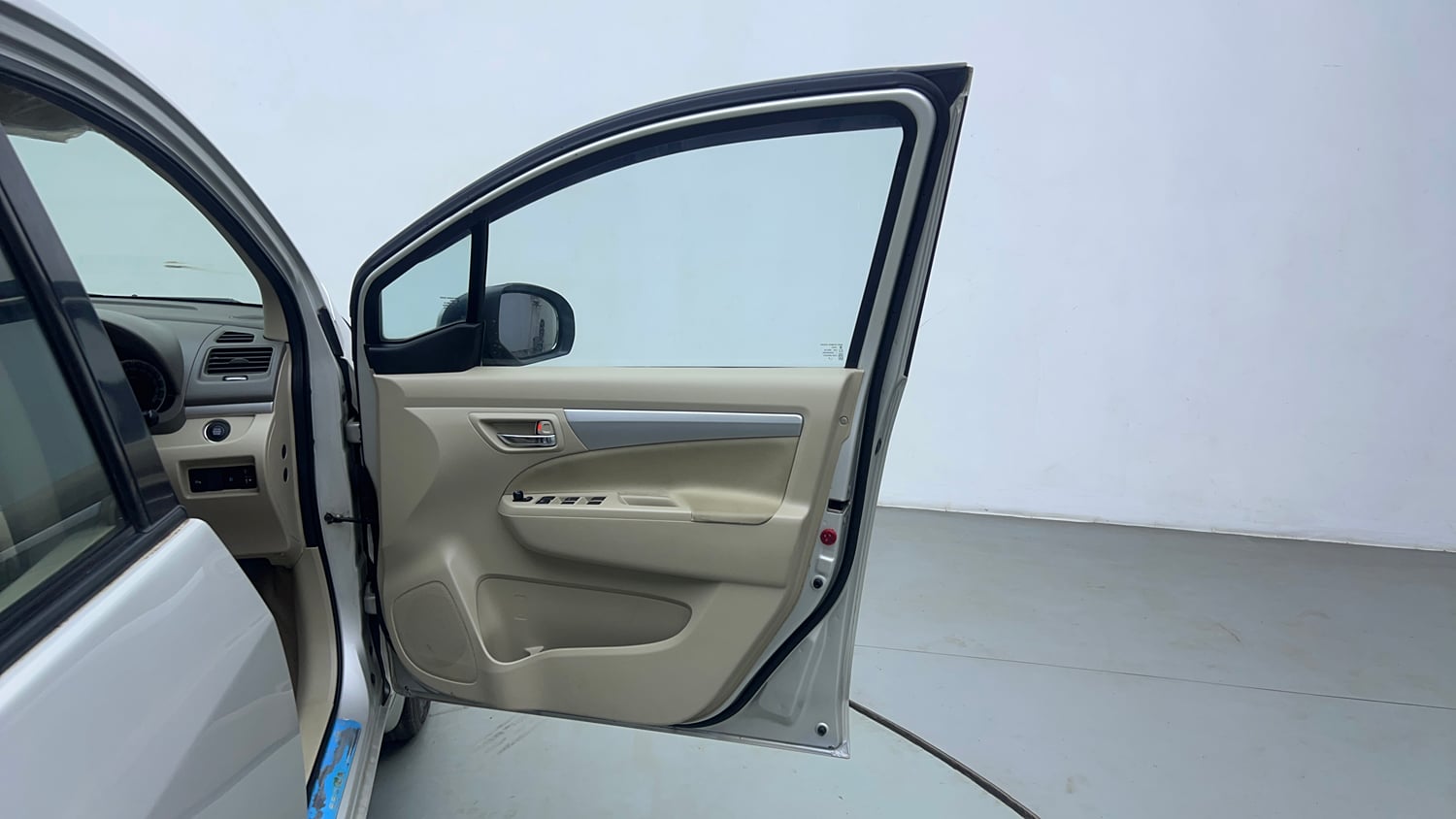Used 2018 Maruti Suzuki Ertiga ZXI+ Petrol Manual interior RIGHT FRONT DOOR OPEN VIEW