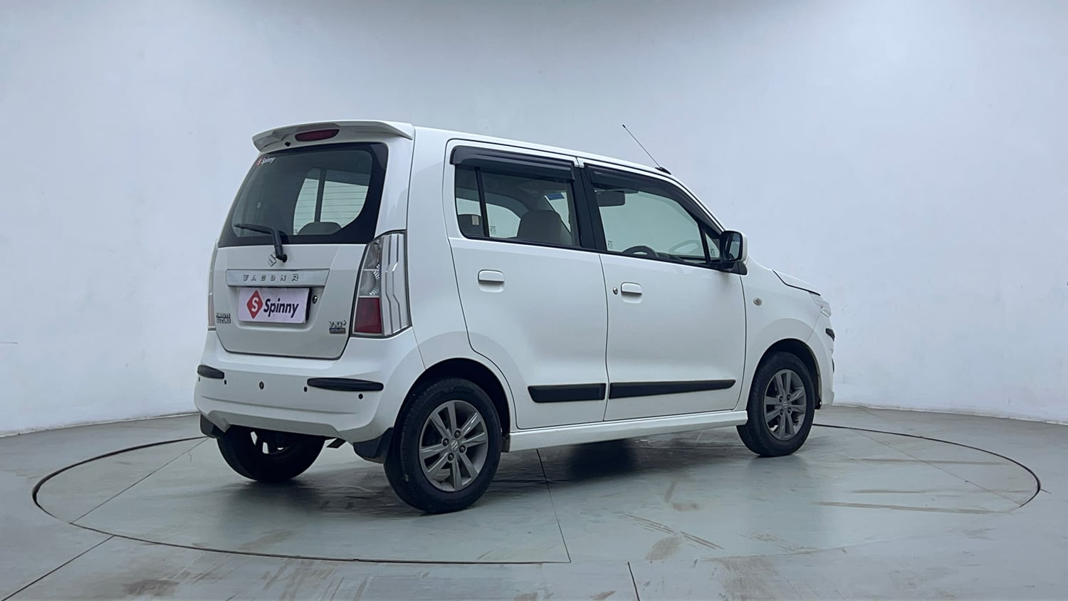 Used 2018 Maruti Suzuki Wagon R VXI+ AMT Petrol Automatic exterior RIGHT REAR CORNER VIEW