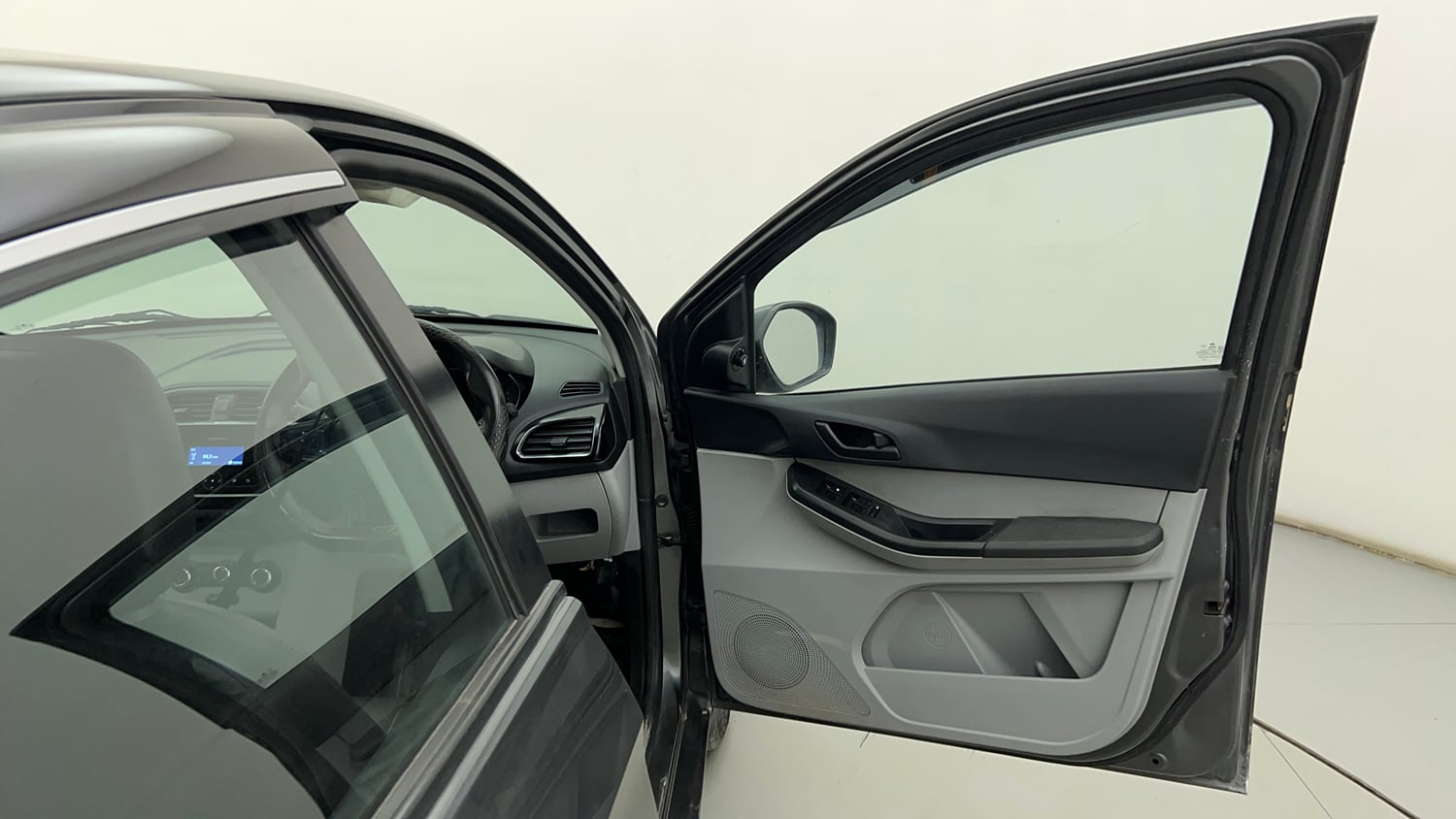 Used 2023 Tata Tiago XT CNG Cng Manual interior RIGHT FRONT DOOR OPEN VIEW