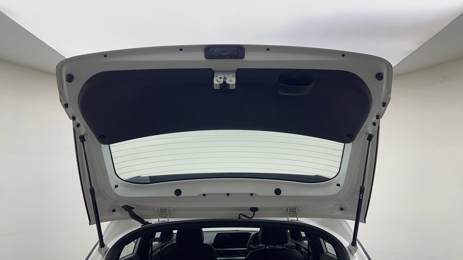 Used 2022 Hyundai i20 N Line N8 1.0 Turbo DCT Petrol Automatic interior DICKY DOOR OPEN VIEW