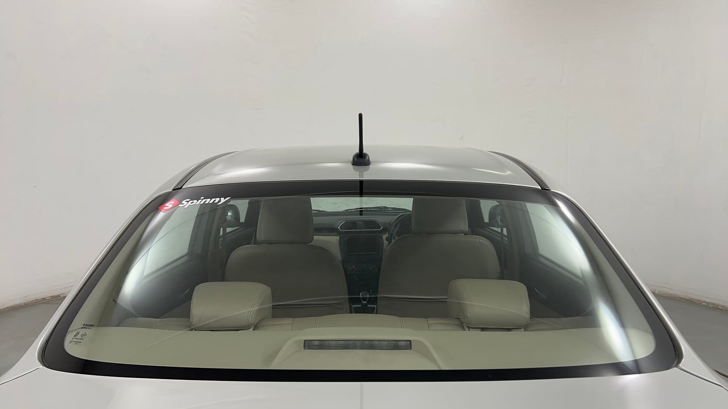 Used 2019 Maruti Suzuki Dzire VXi AMT Petrol Automatic exterior BACK WINDSHIELD VIEW