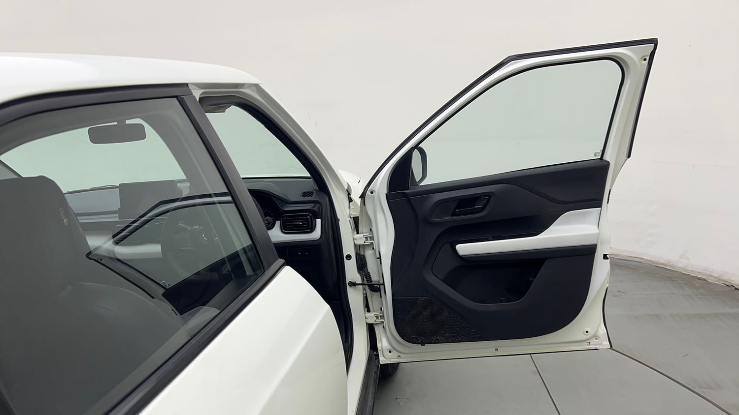 Used 2023 Tata Punch Pure MT Petrol Manual interior RIGHT FRONT DOOR OPEN VIEW